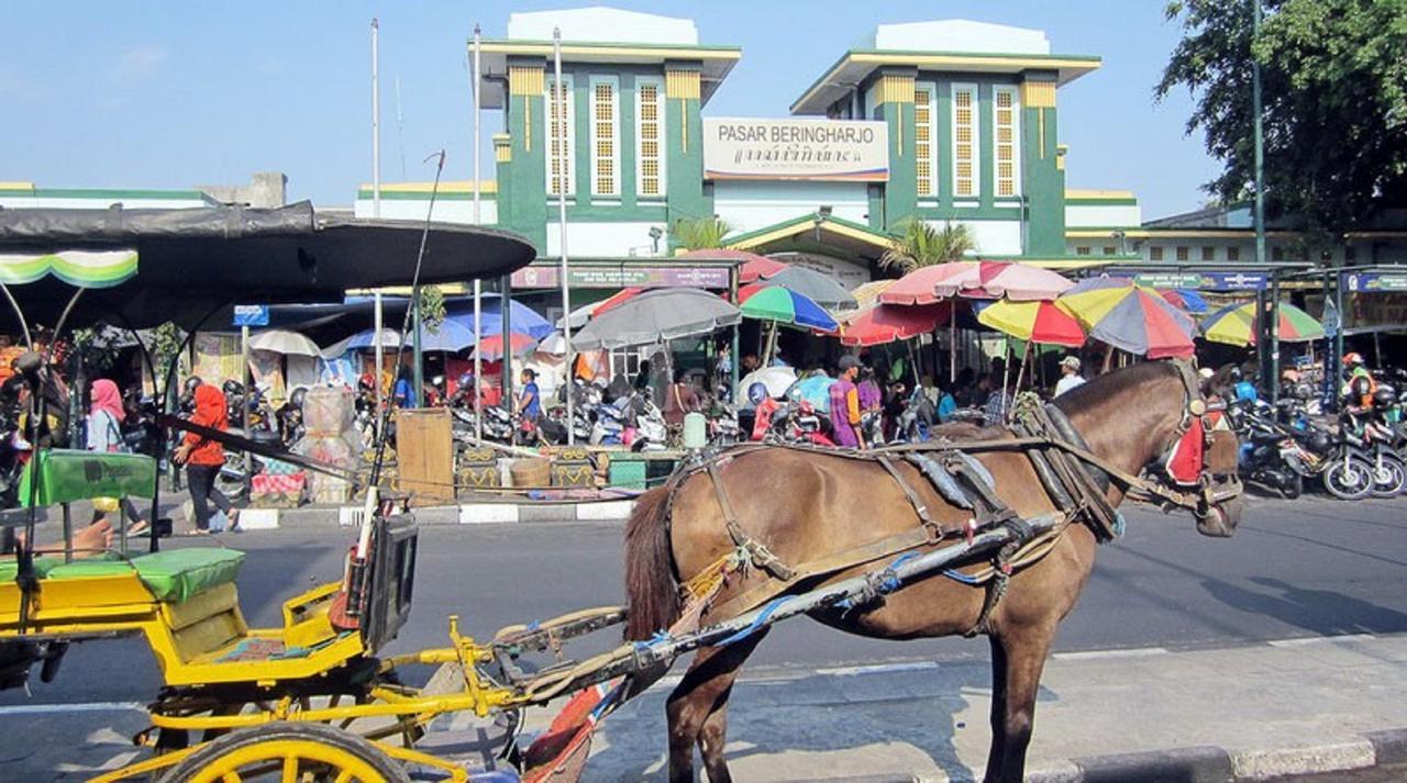 La Javanaise Home Stay Malioboro Yogyakarta Esterno foto