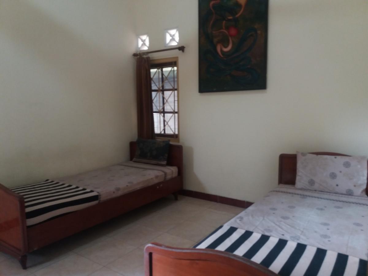 La Javanaise Home Stay Malioboro Yogyakarta Esterno foto