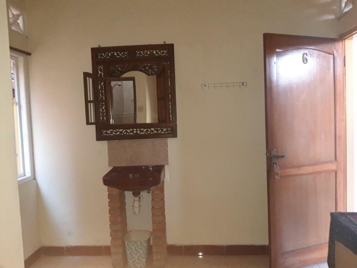 La Javanaise Home Stay Malioboro Yogyakarta Esterno foto