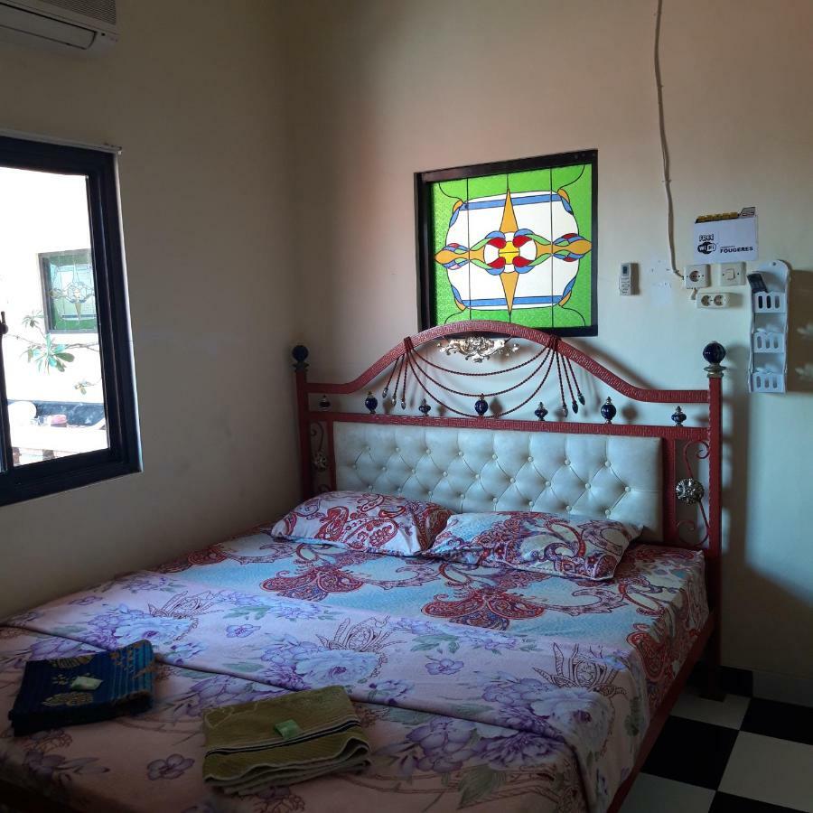 La Javanaise Home Stay Malioboro Yogyakarta Esterno foto