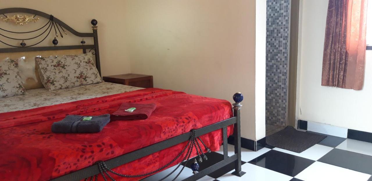 La Javanaise Home Stay Malioboro Yogyakarta Esterno foto